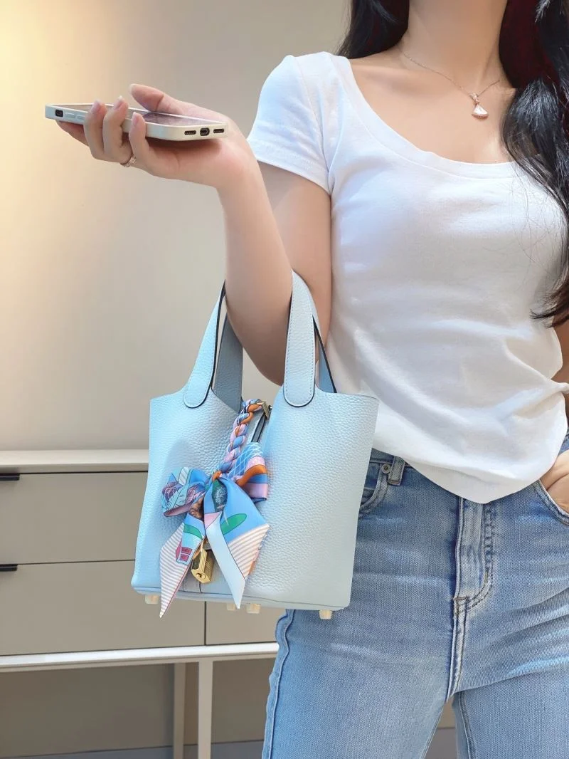 Breathable Hermes Picotin Lock 48566