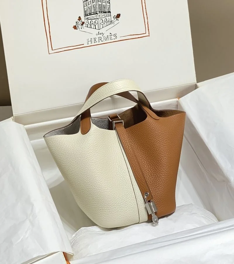 Trendsetting Hermes Picotin Lock 47830