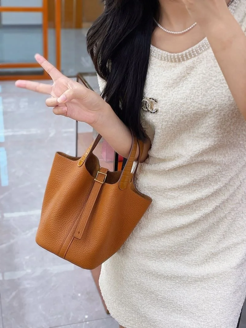 MoistureWicking Hermes Picotin Lock 47797