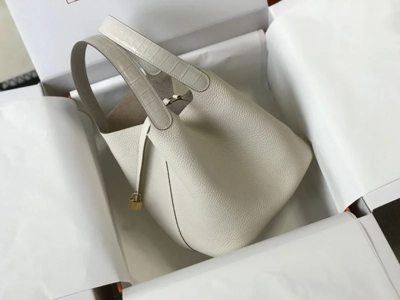 Hermes Picotin Lock Stylish 47827