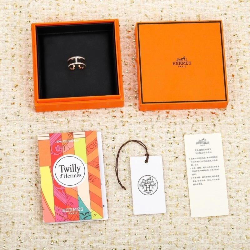 Vibrant Hermes Rings 246745