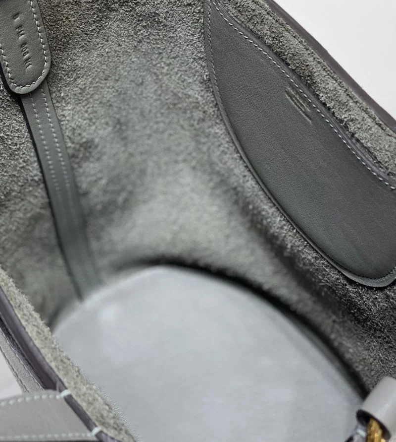 Hermes Roulis Bags Original 47810