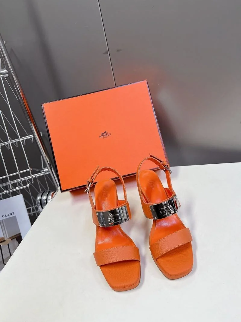 WellDesigned Hermes Sandals 26694