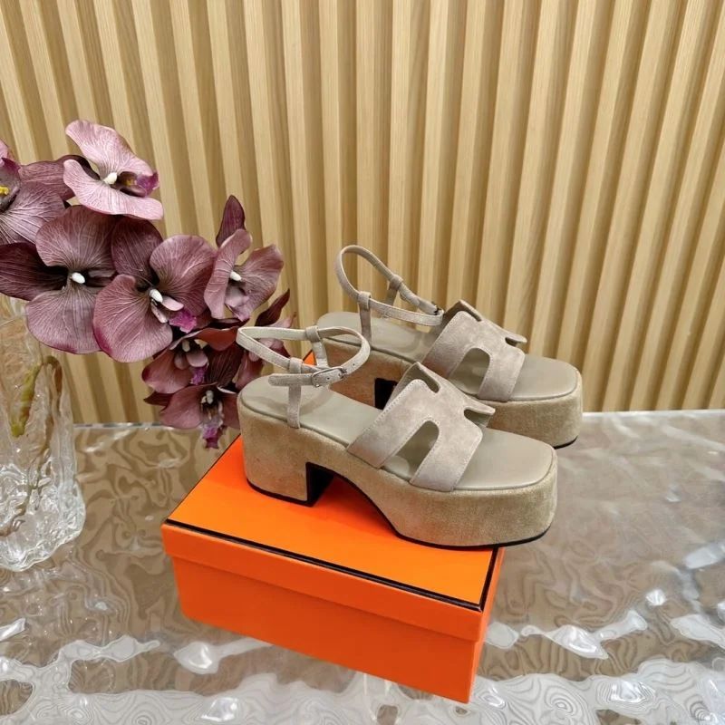 ComfortFit Hermes Sandals 27617