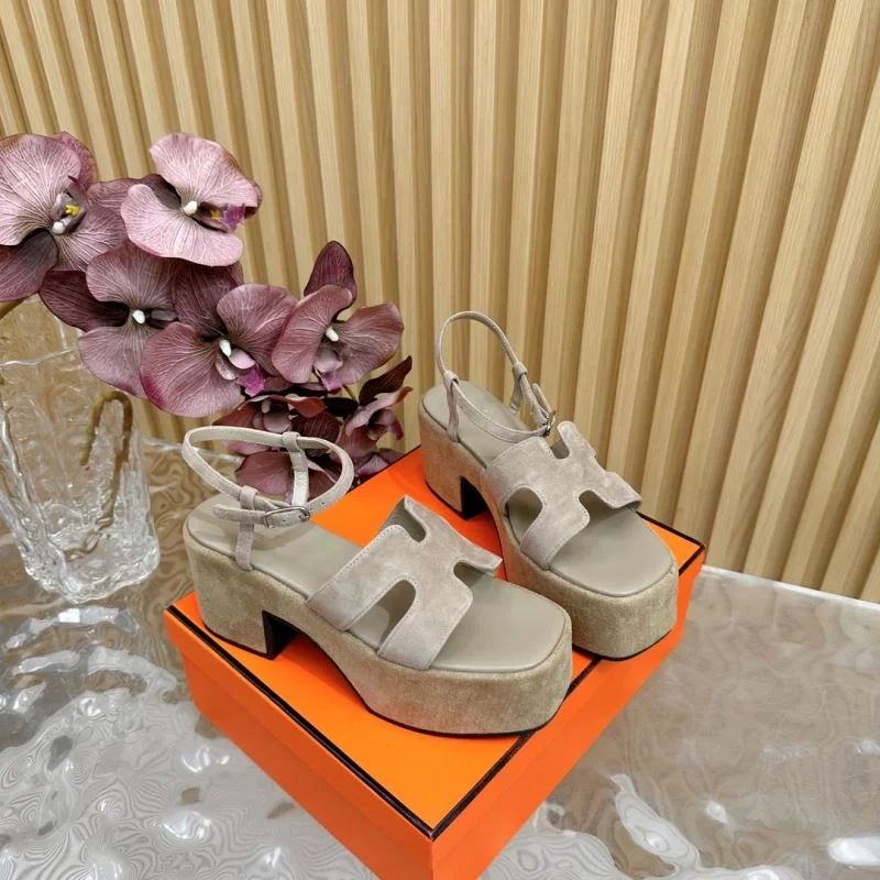 ComfortFit Hermes Sandals 27617