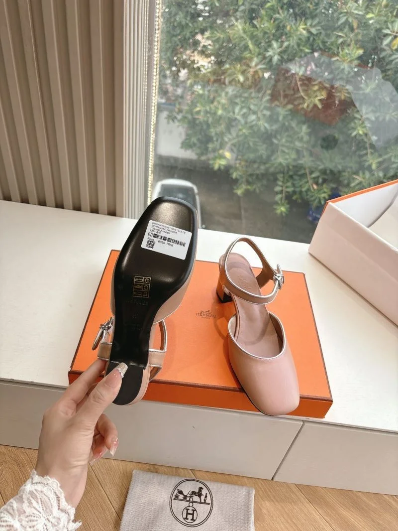 Hermes Sandals Bright 26957