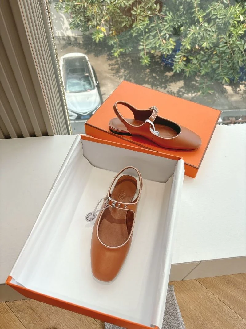 Hermes Sandals TimelessDesign 26954