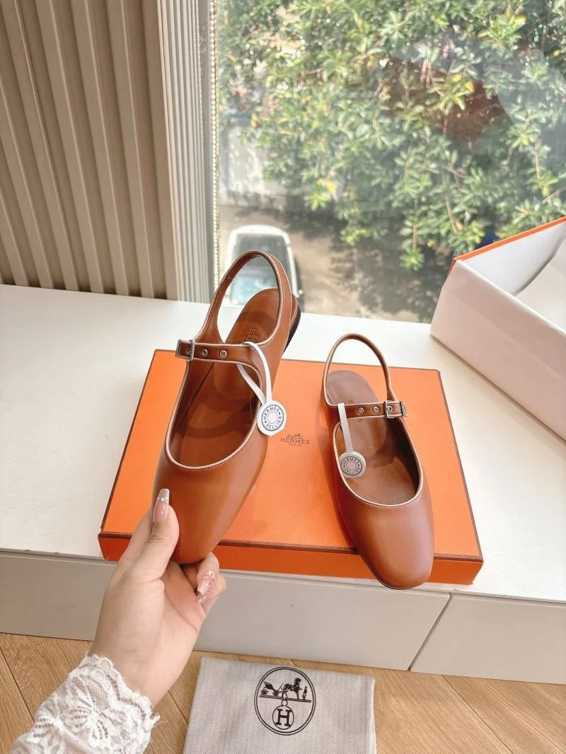 Hermes Sandals TimelessDesign 26954