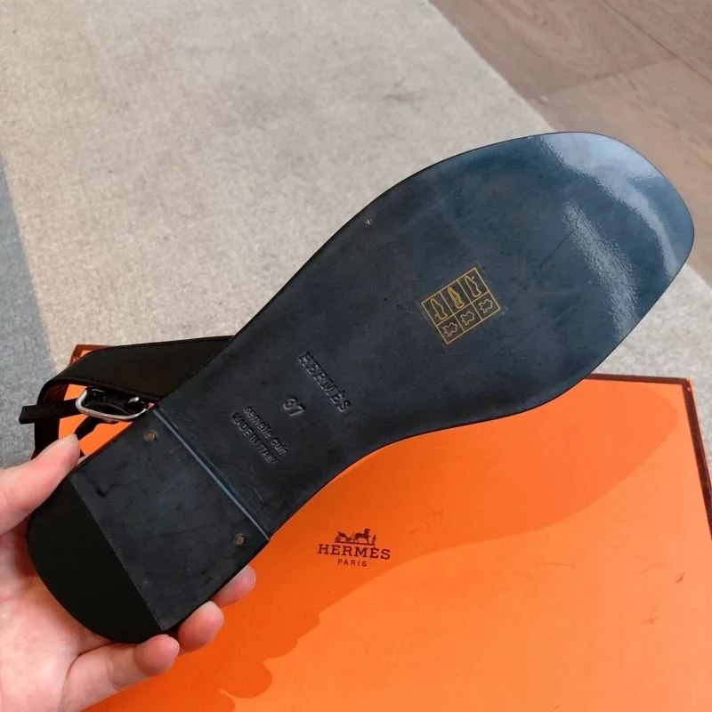 SmoothTexture Hermes Sandals 26945