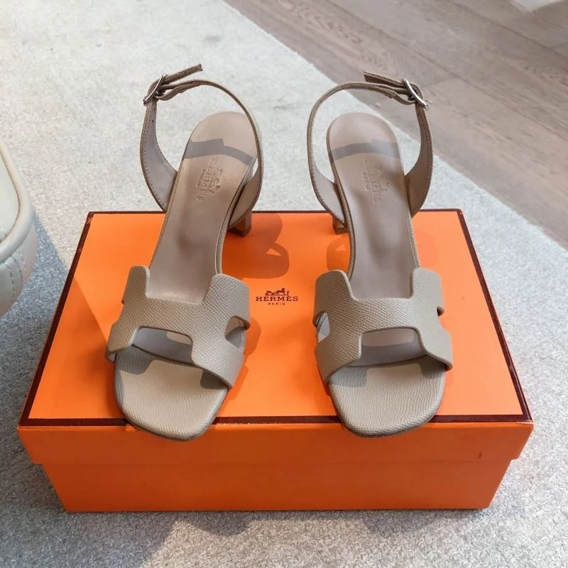 SmartChoice Hermes Sandals 26930