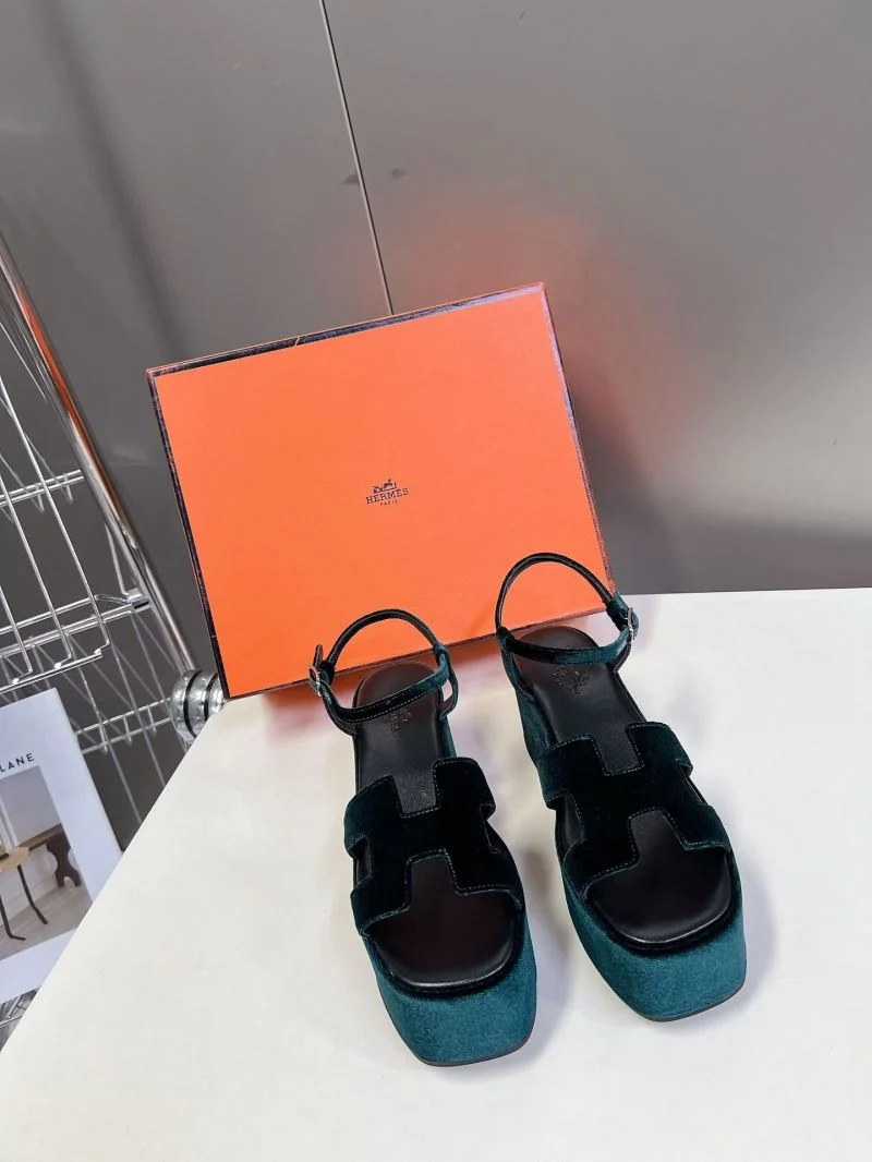 Vibrant Hermes Sandals 28476