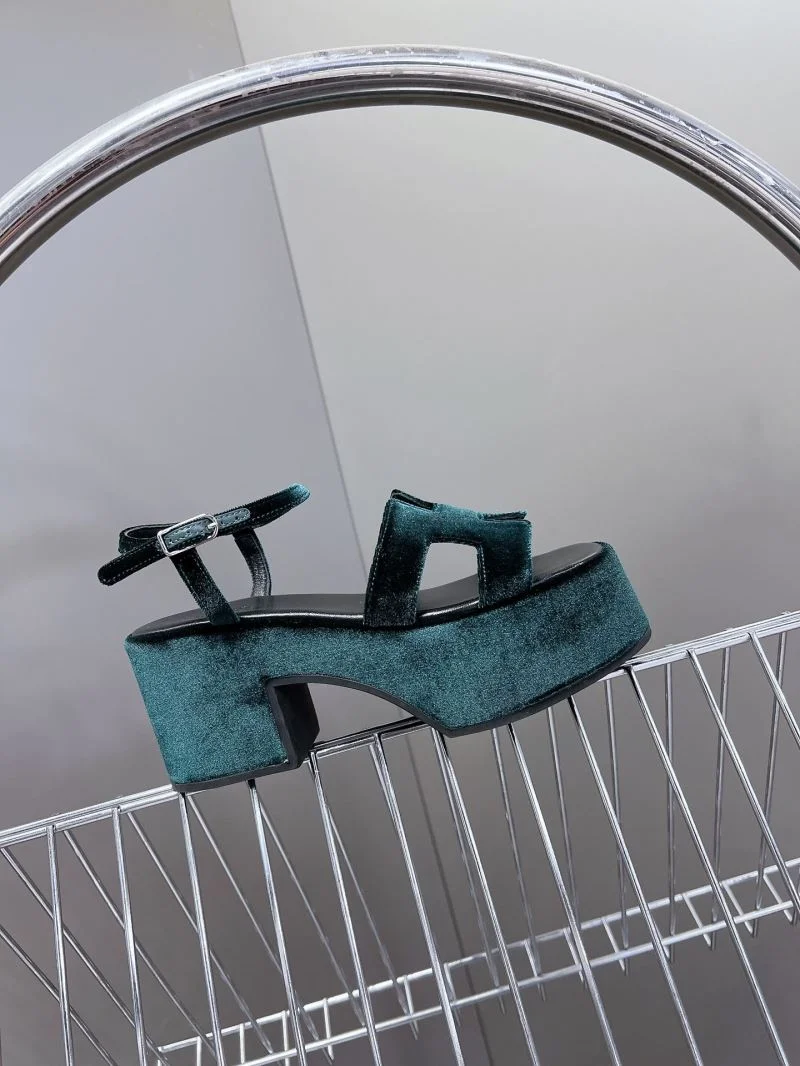 Vibrant Hermes Sandals 28476