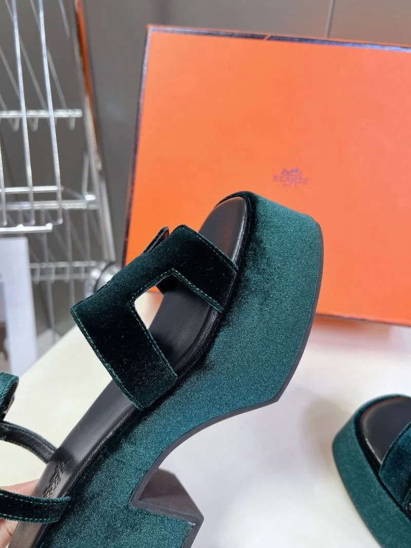 Vibrant Hermes Sandals 28476