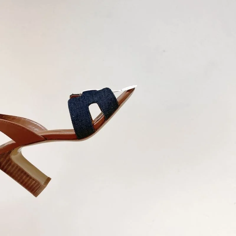 Lightweight Hermes Sandals 28474