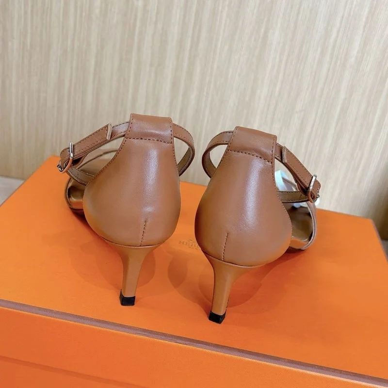 Sleek Hermes Sandals 28438