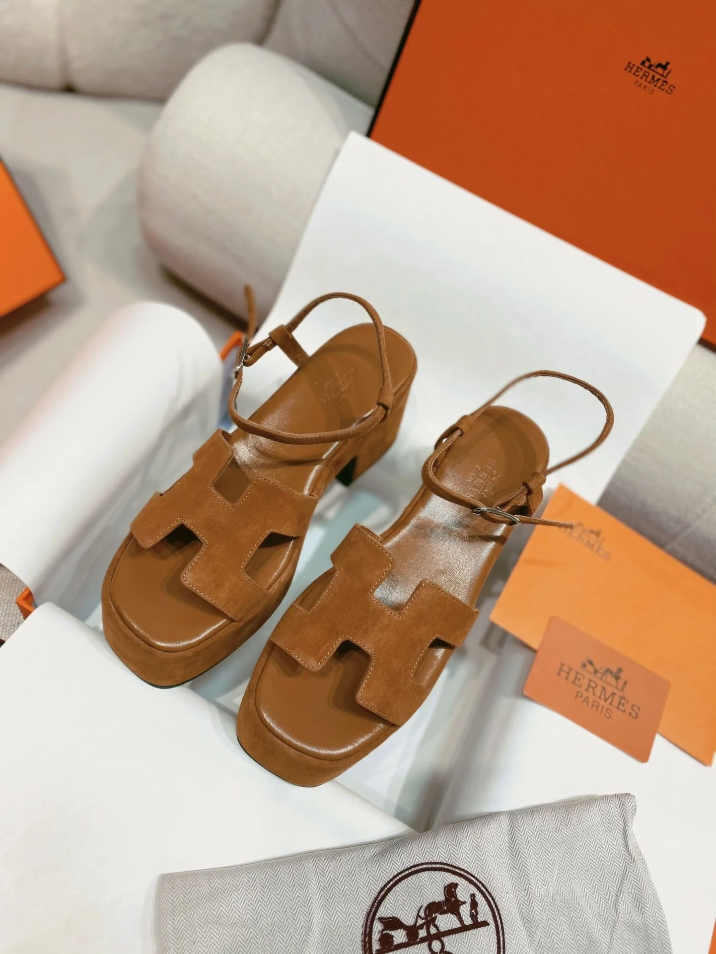 EyeCatching Hermes Sandals 26425