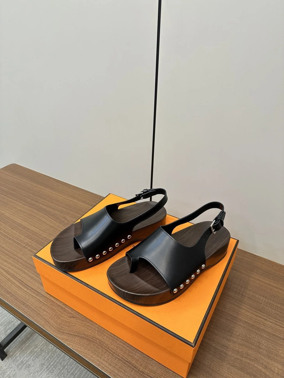Hermes Sandals Youthful 26426