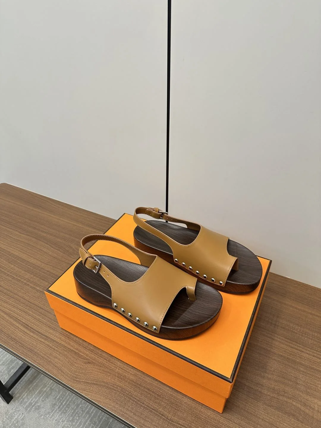 HighPerformance Hermes Sandals 26423