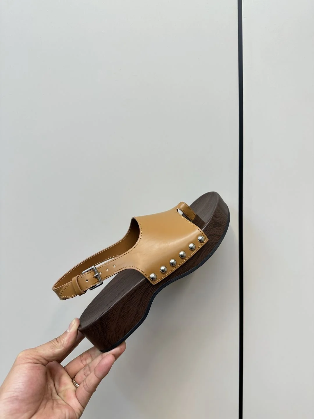 HighPerformance Hermes Sandals 26423