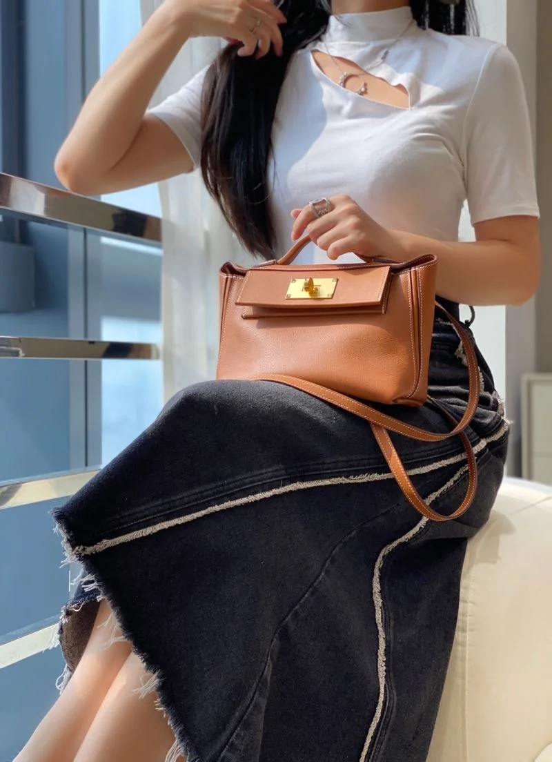 Unisex Hermes Satchel bags 47773