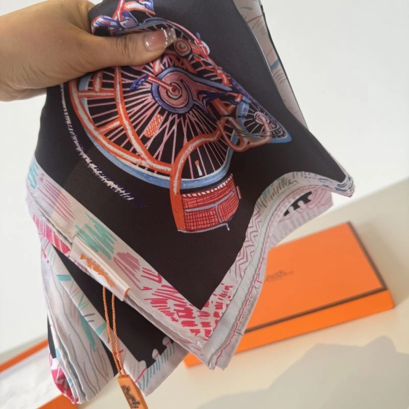 StreetReady Hermes Scarf 270644