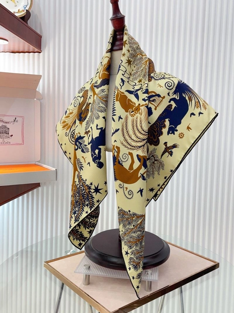 Cozy Hermes Scarf 270641