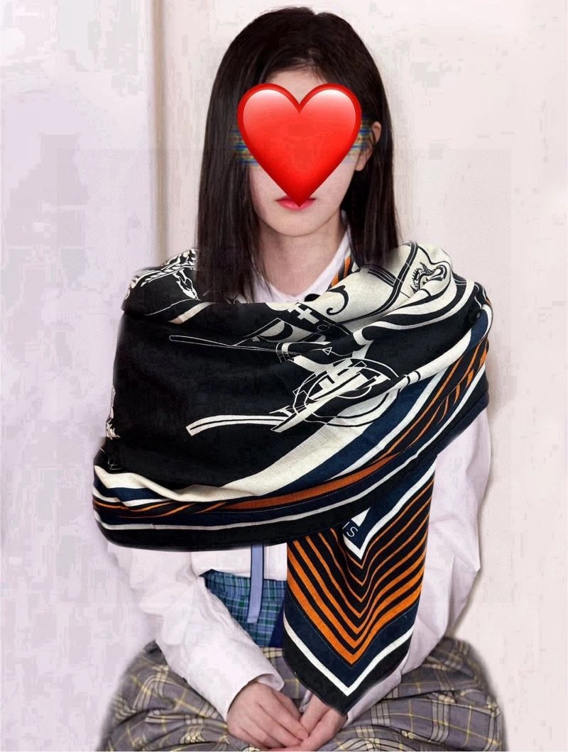 Upgraded Hermes Scarf 271046