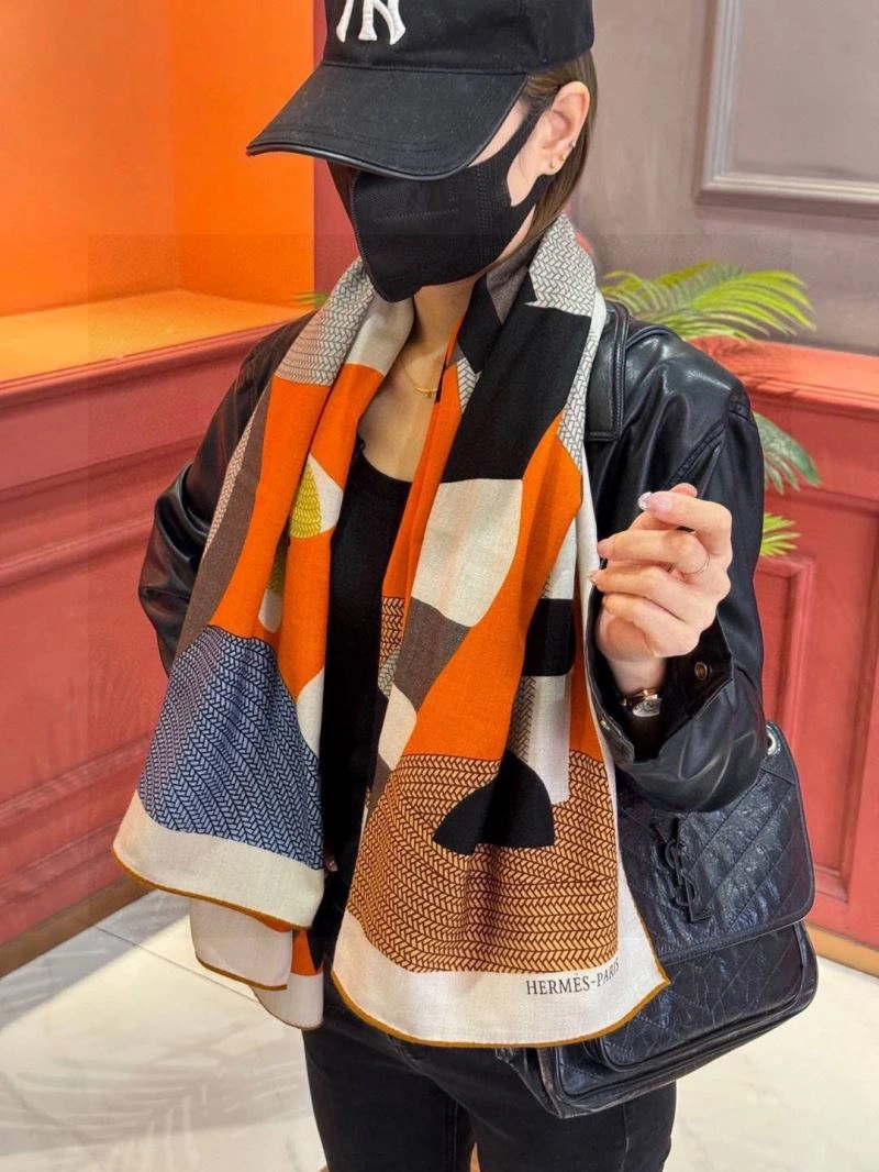 Hermes Scarf Packable 271061