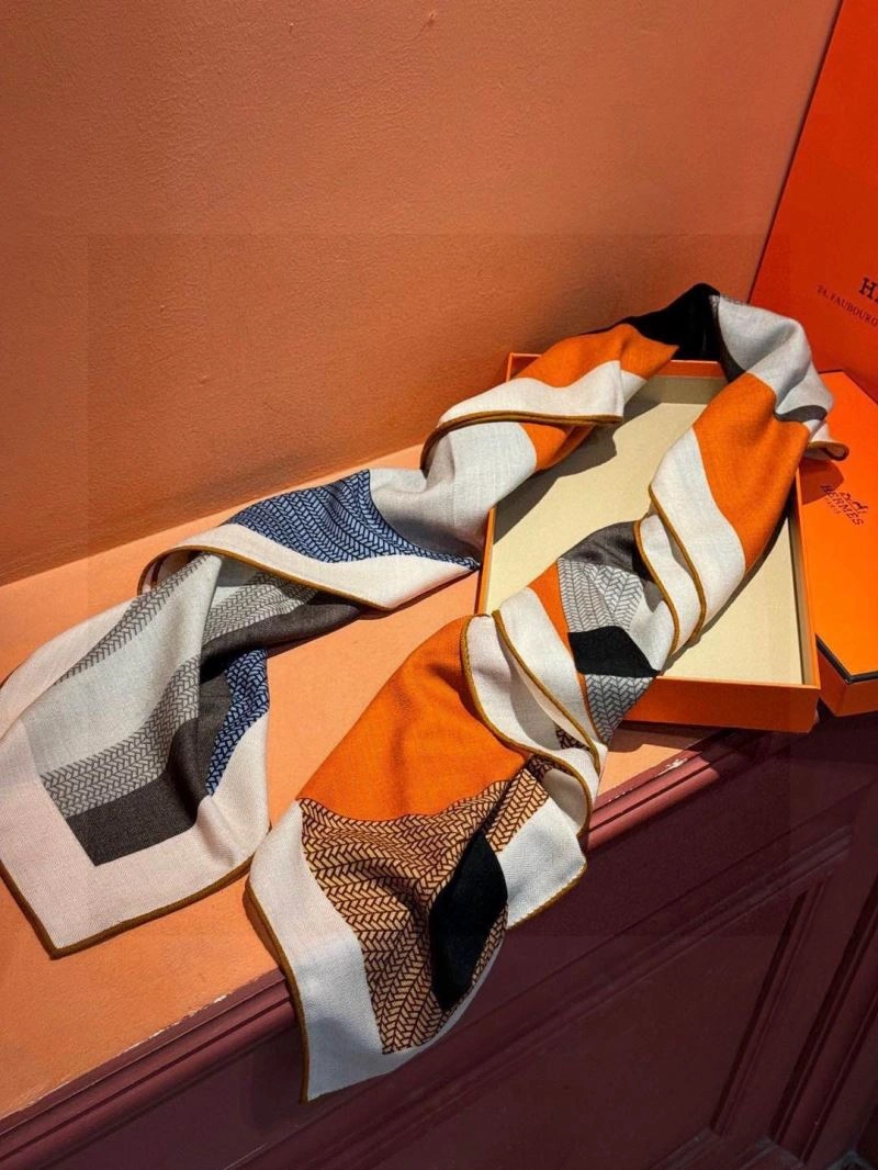 Hermes Scarf Packable 271061
