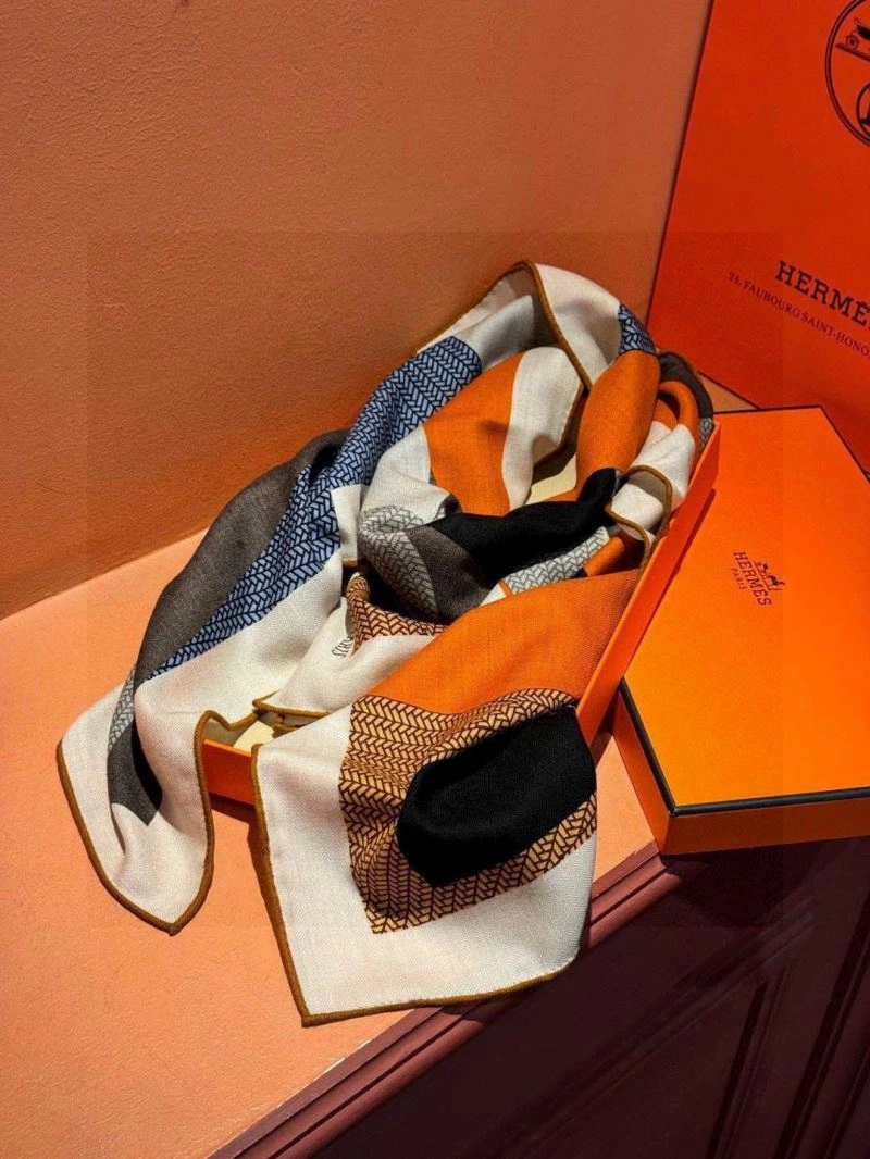 Hermes Scarf Packable 271061