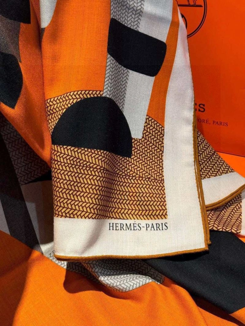 Hermes Scarf Packable 271061