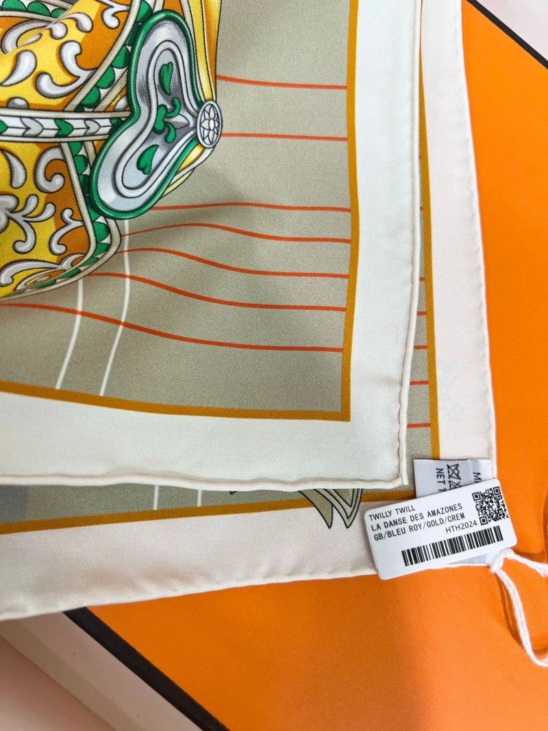 Hermes Scarf Bright 271051