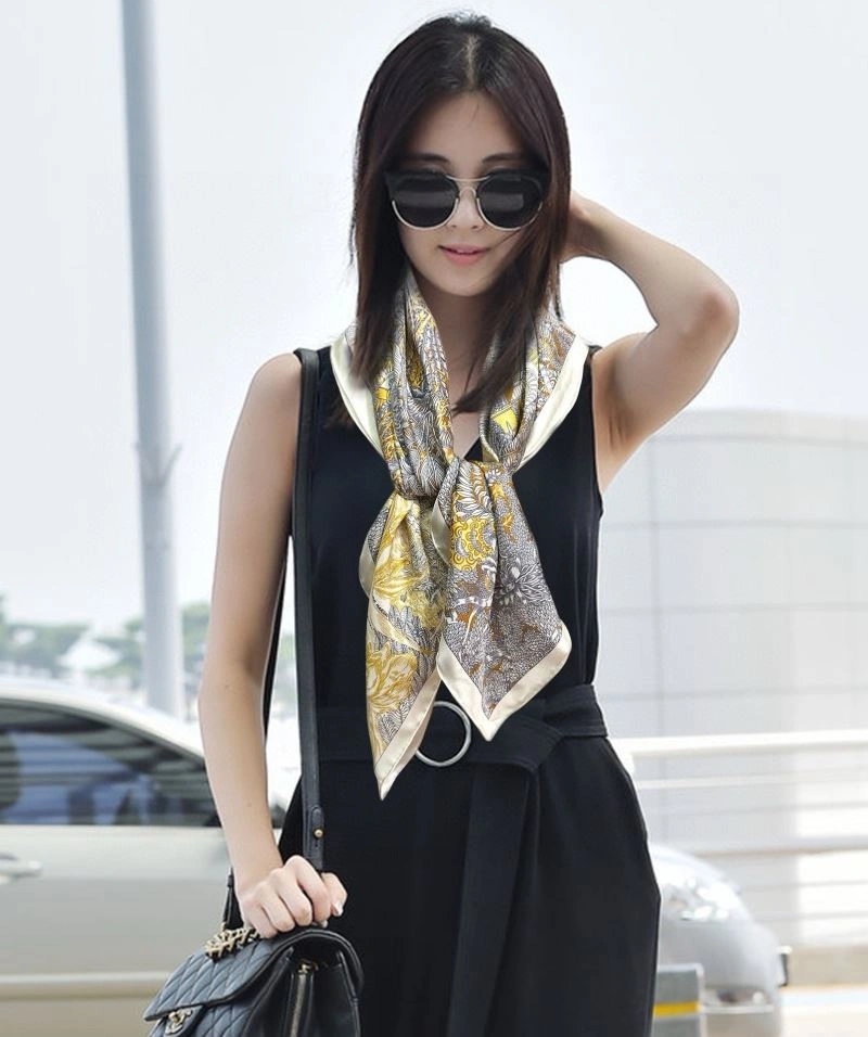 Elegant Hermes Scarf 271042