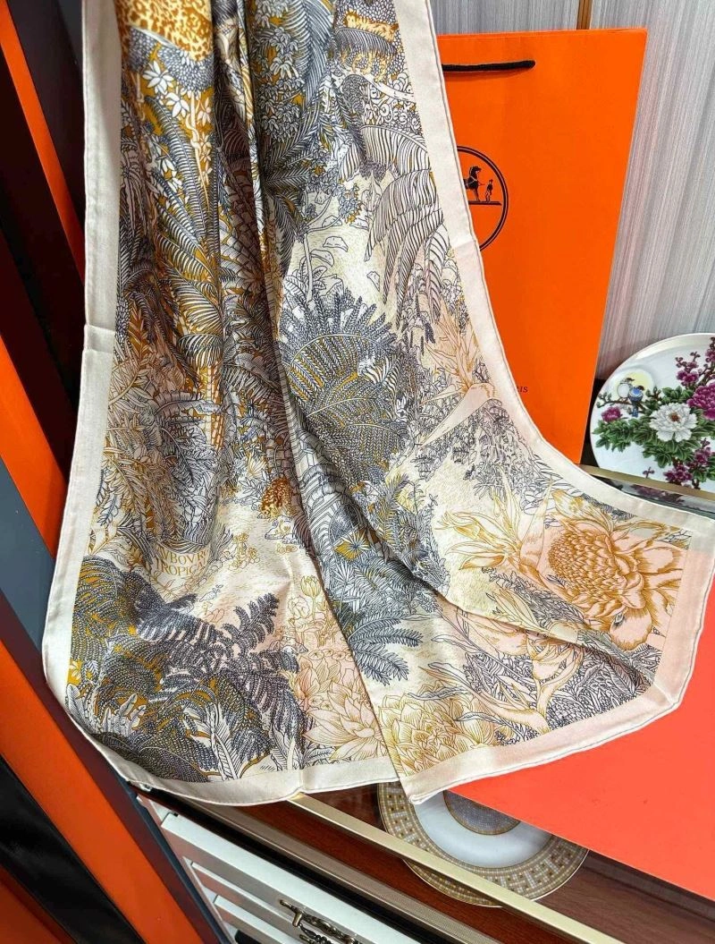 Elegant Hermes Scarf 271042