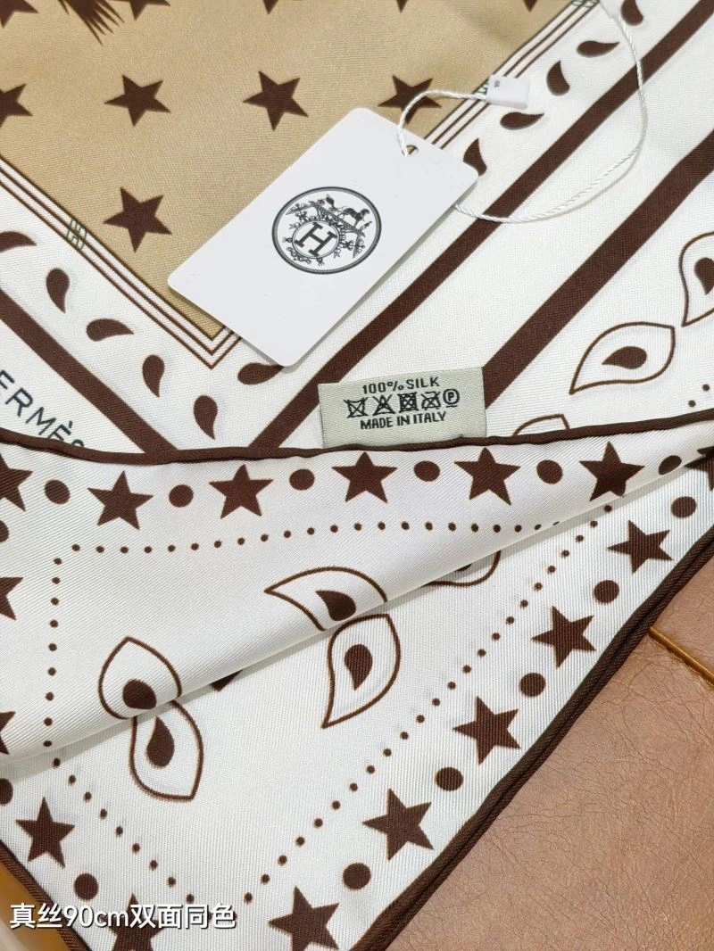 FlexibleFit Hermes Scarf 271028
