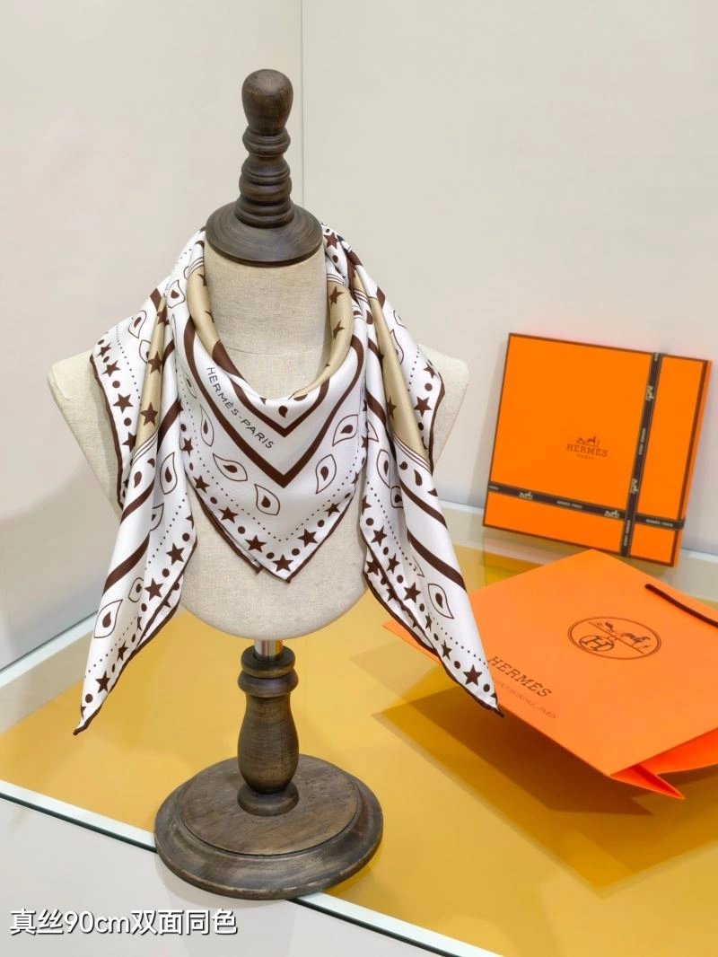 FlexibleFit Hermes Scarf 271028