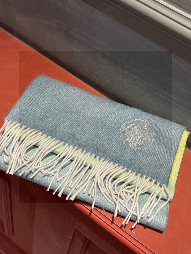 WaterResistant Hermes Scarf 271006