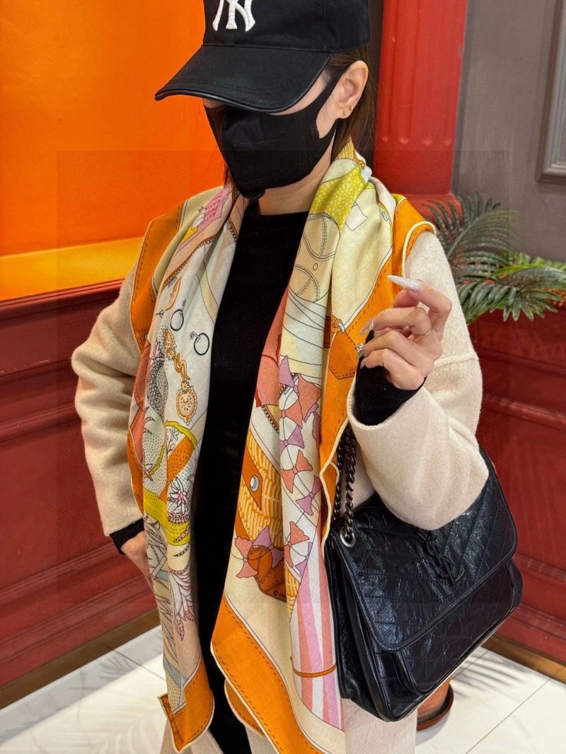 TravelReady Hermes Scarf 270994