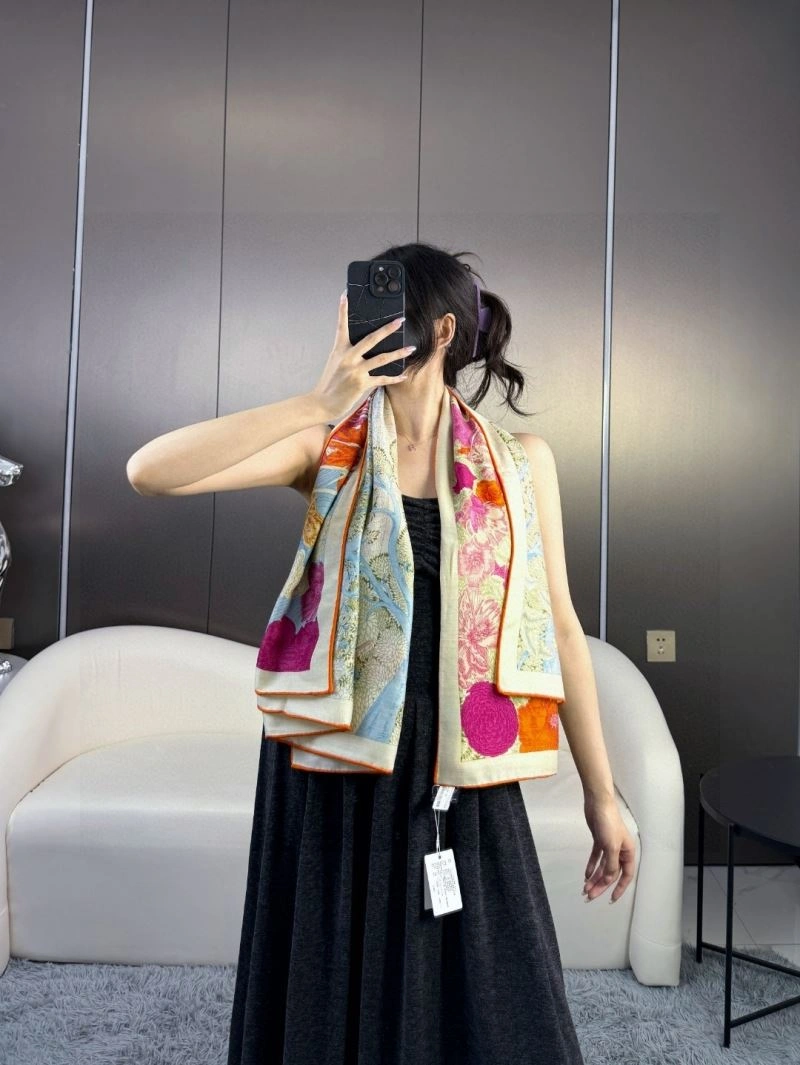 Contemporary Hermes Scarf 270993