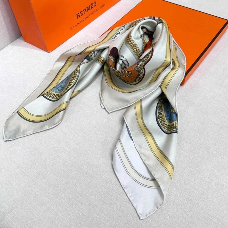 UrbanChic Hermes Scarf 270987
