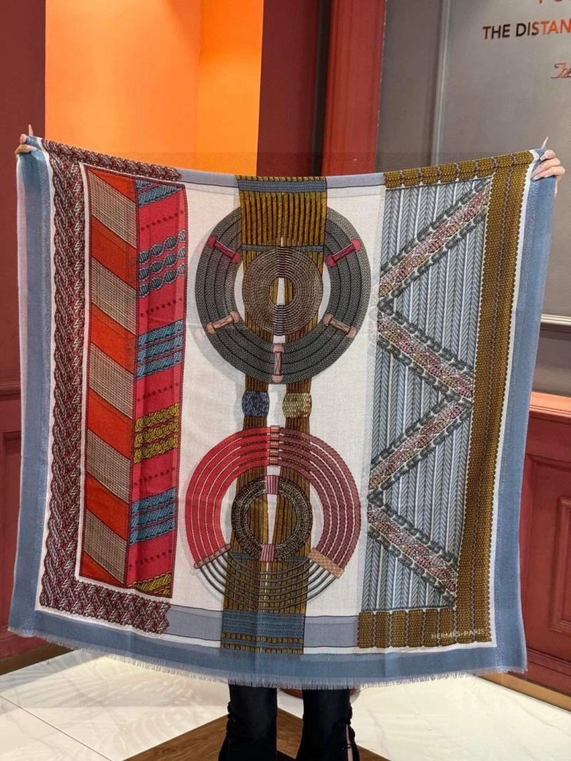 Hermes Scarf ZipUp 270983