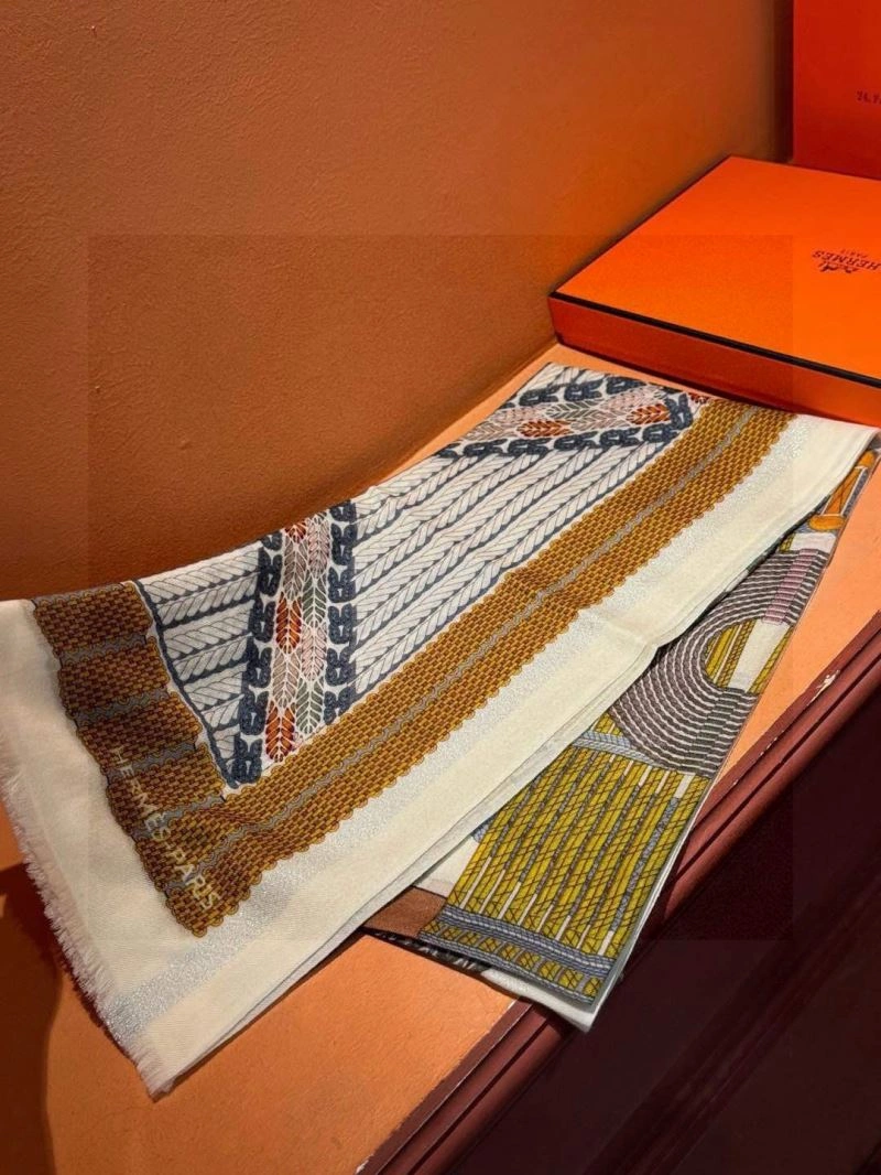 Hermes Scarf ZipUp 270983