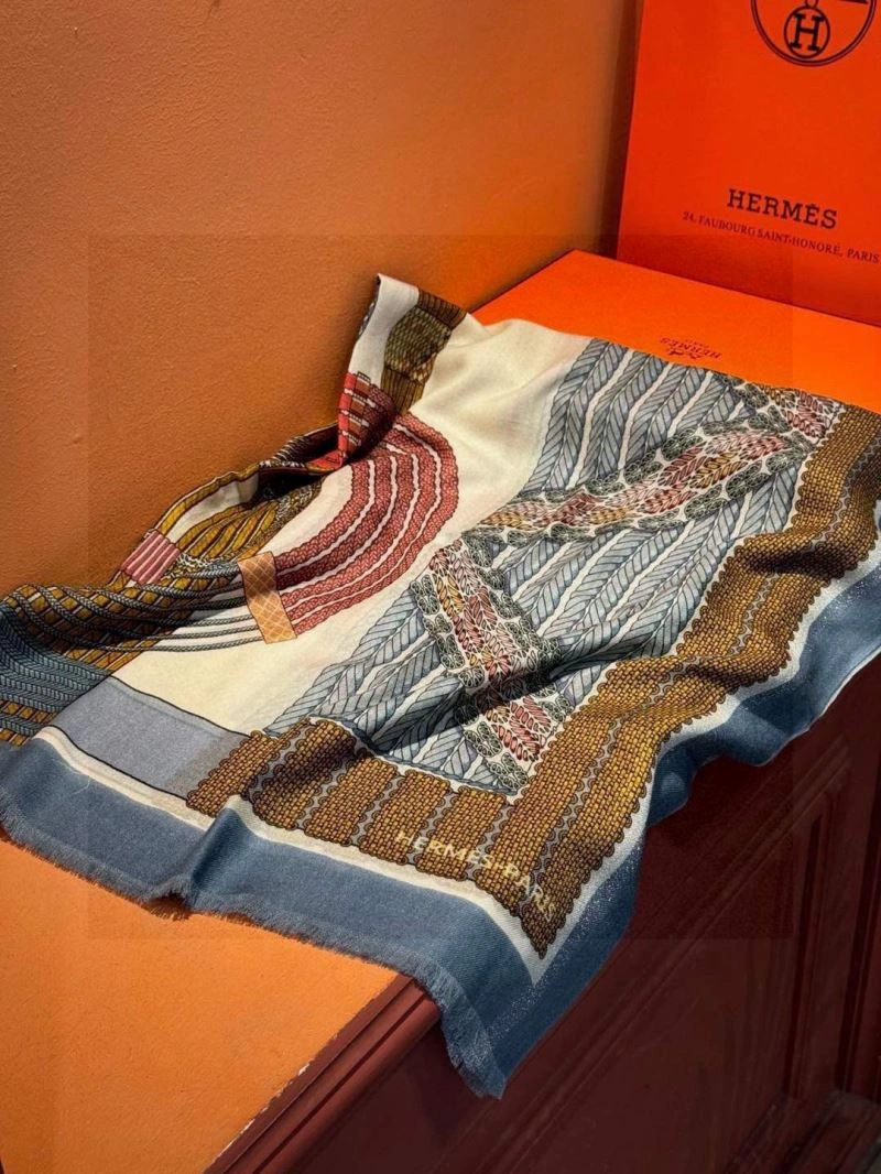Hermes Scarf ZipUp 270983