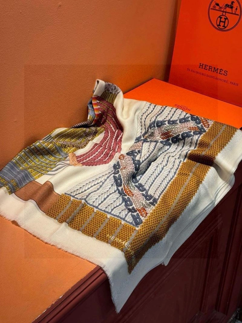 FlexibleFit Hermes Scarf 270982