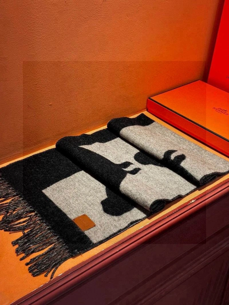 SportInspired Hermes Scarf 270980