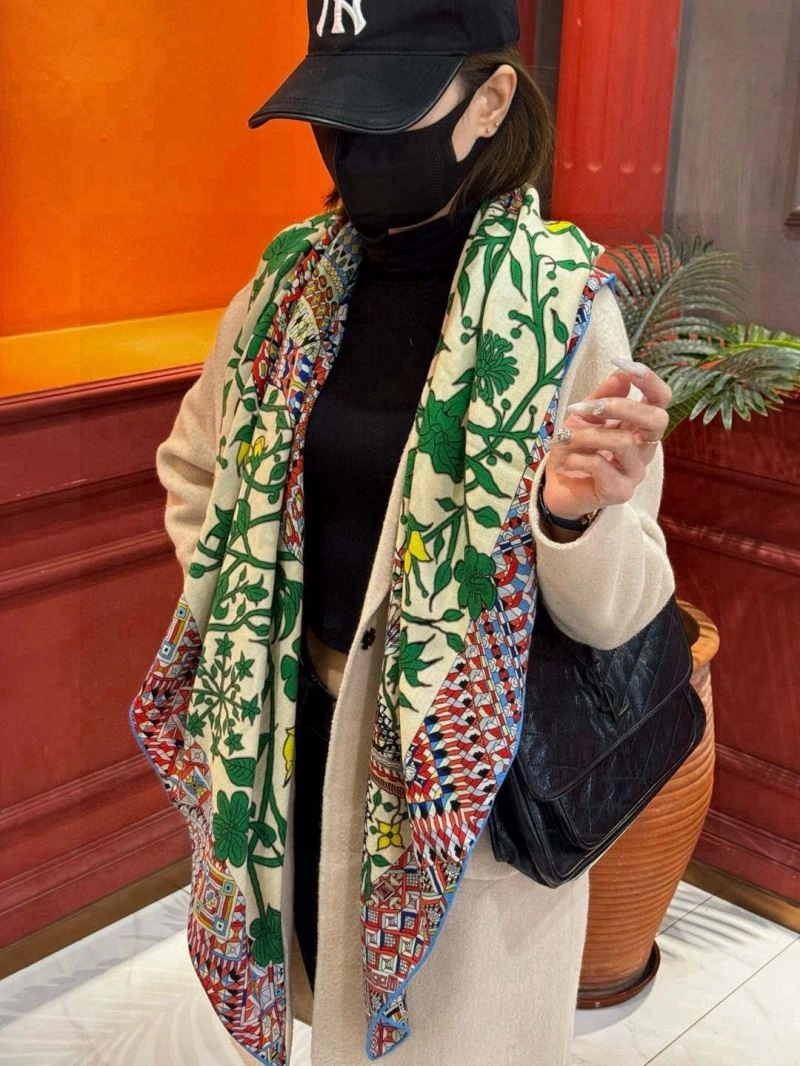 Contemporary Hermes Scarf 270958