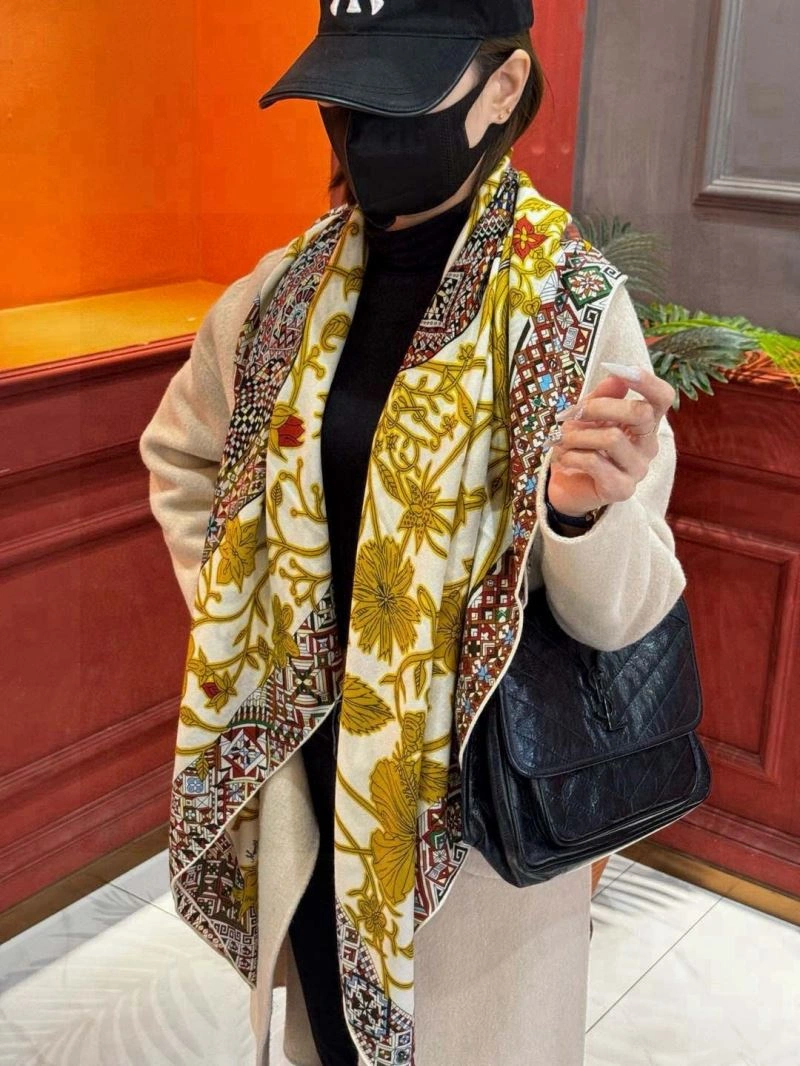 Hermes Scarf Vibrant 270961