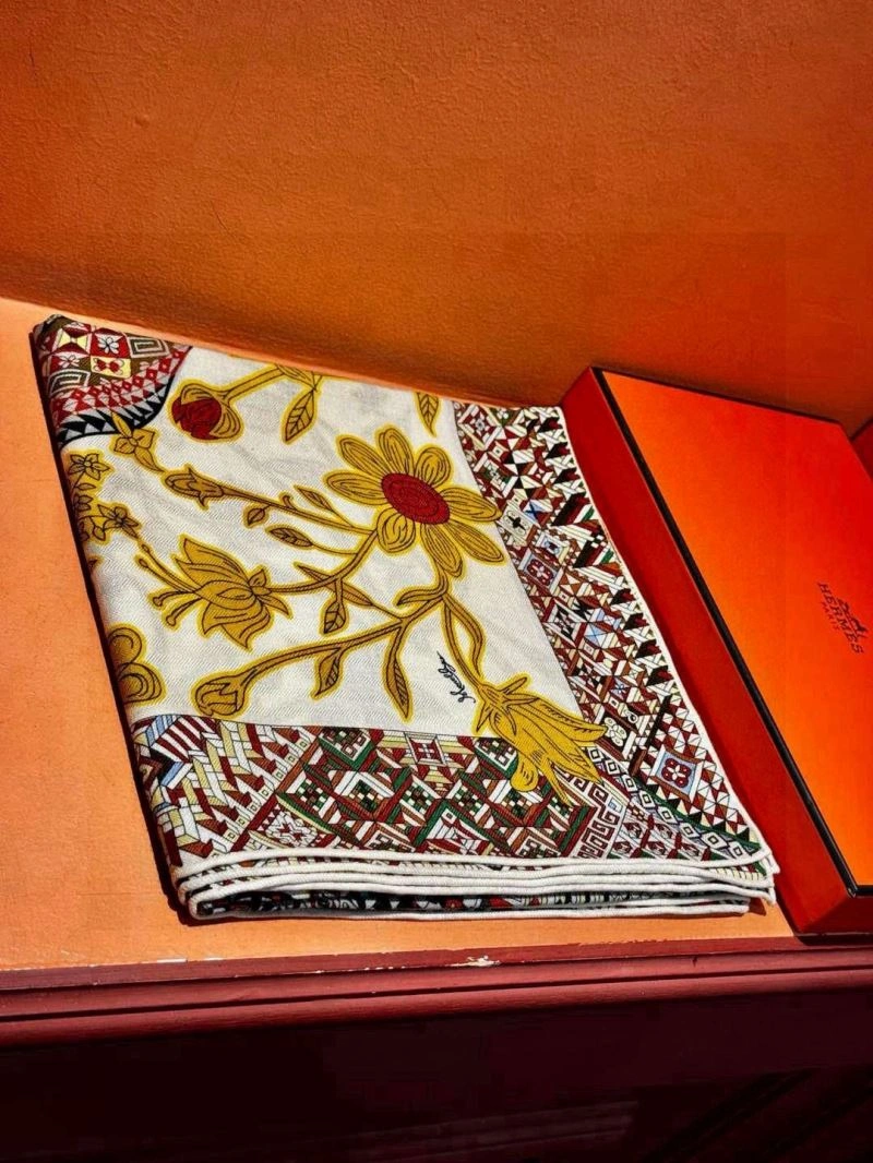 Hermes Scarf Vibrant 270961