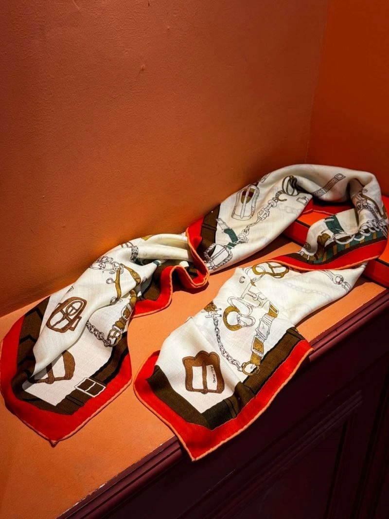Upgraded Hermes Scarf 271816