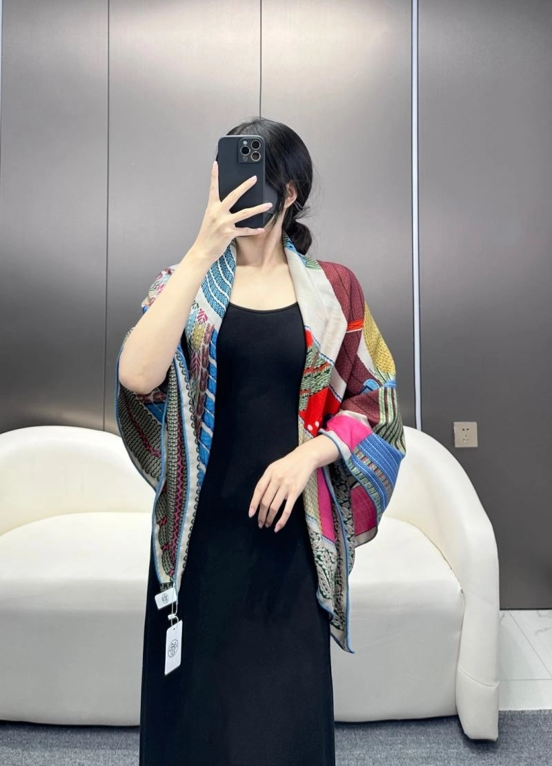 Lightweight Hermes Scarf 271783